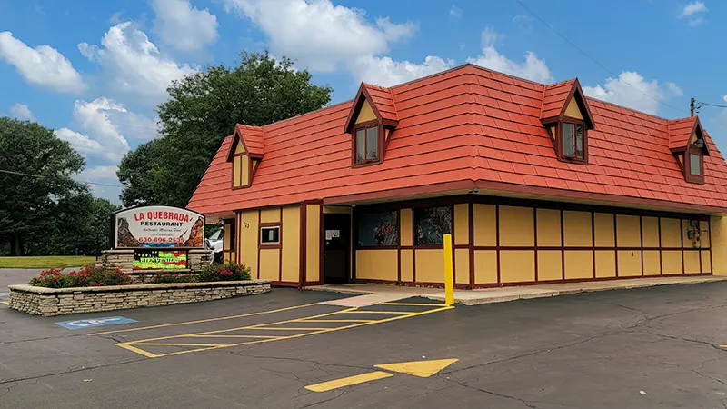 la quebrada restaurant in aurora, illinois