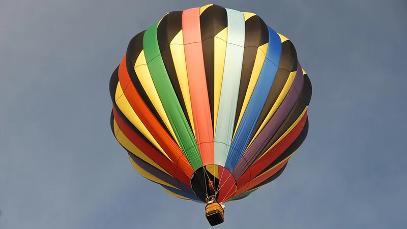 Hot air balloon