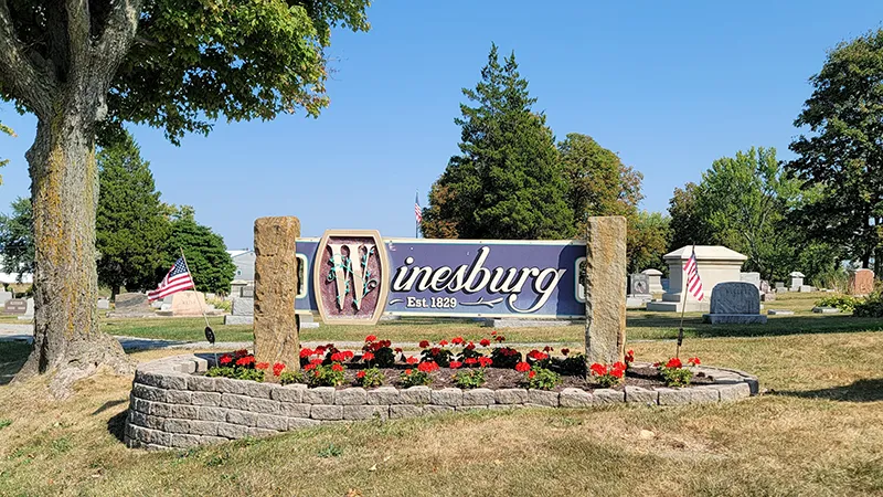 Welcome to Winseburg sign.