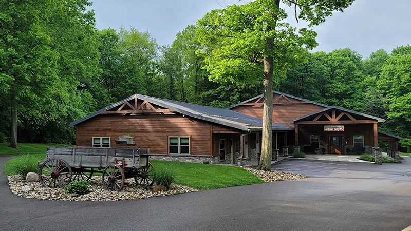 Rustic lodging at Sojourner's Lodge and Log Cabin Suites in Mt Eaton, Ohio