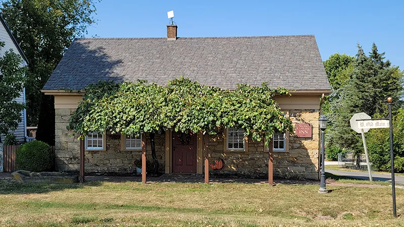 Stone Cottage Inn in Winesburg, Ohio