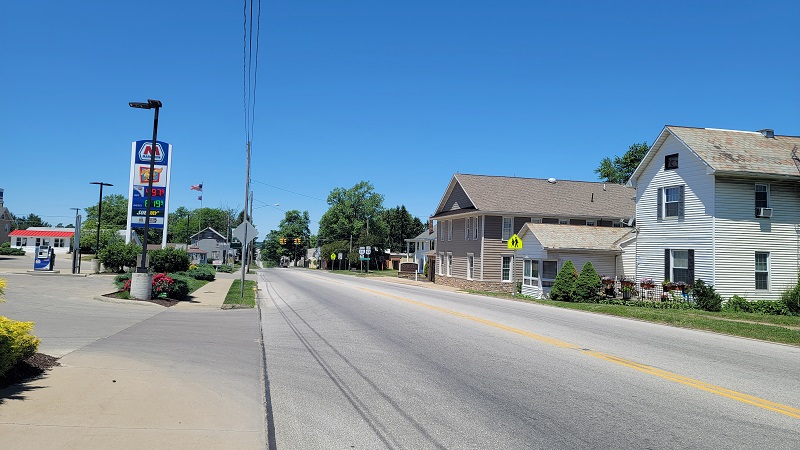 Main St, Mt Eaton, Ohio